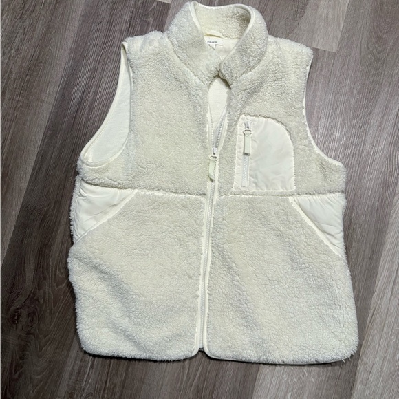 Maurices Cream Sherpa Vest - Picture 1 of 5